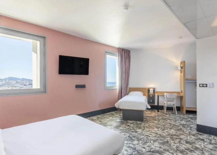 B&B HOTEL Marseille Les ports