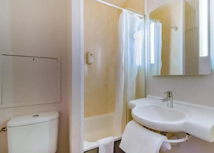 B&B HOTEL Marseille La Valentine