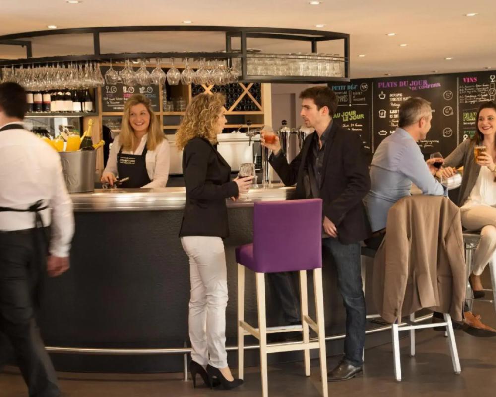 фото Campanile St Germain En Laye