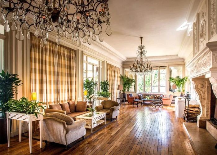 Pavillon Henri IV Hotel Restaurant Gastronomique Terrasse