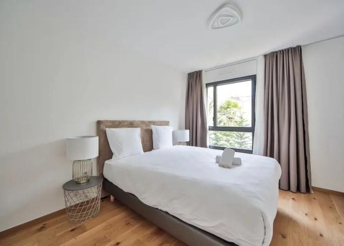 Blue Night International 71