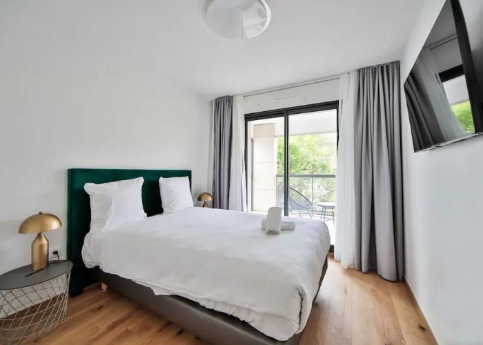 Blue Night International 71