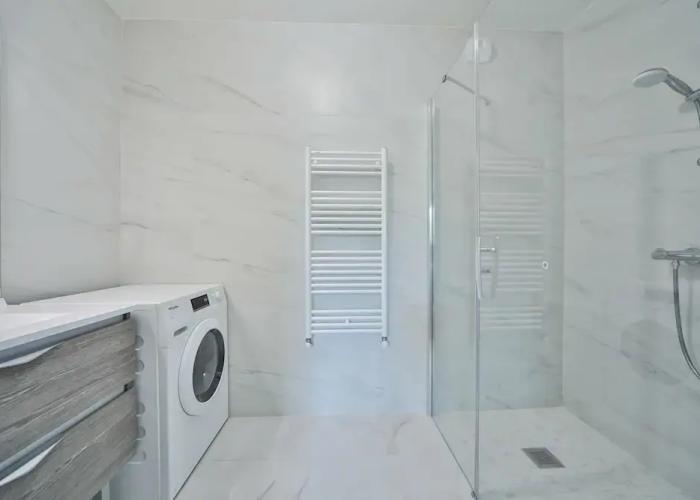 Blue Night International 71