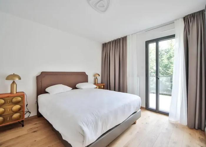 Blue Night International 71