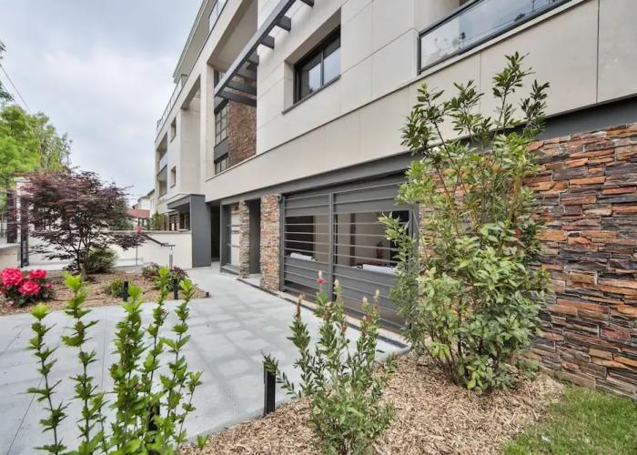 Blue Night International 71