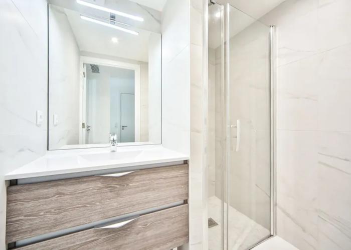 Blue Night International 69