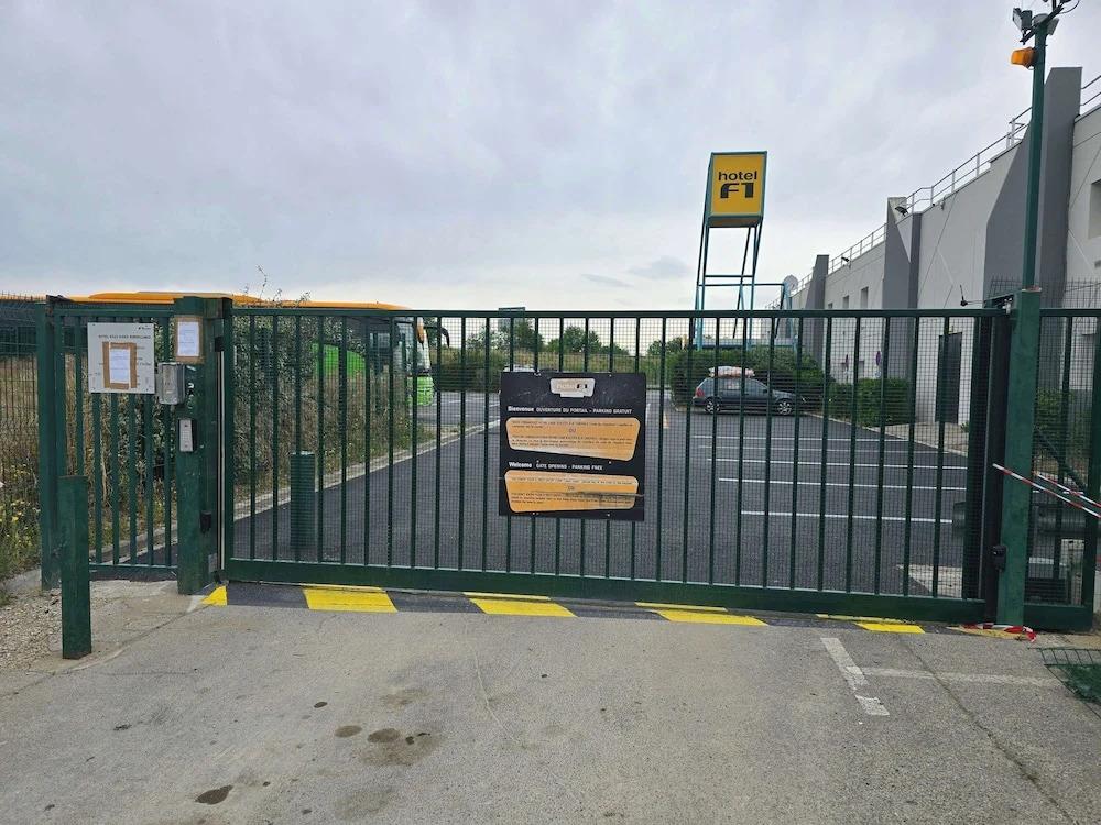 фото hotelF1 Marseille Provence (rénové)