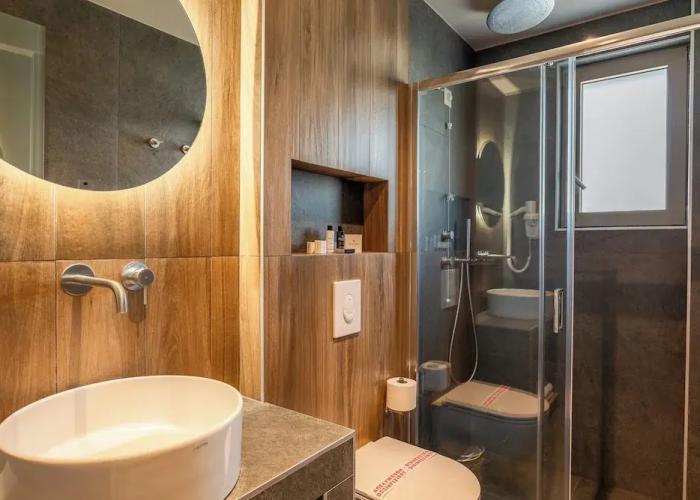 Wellnest Hotel