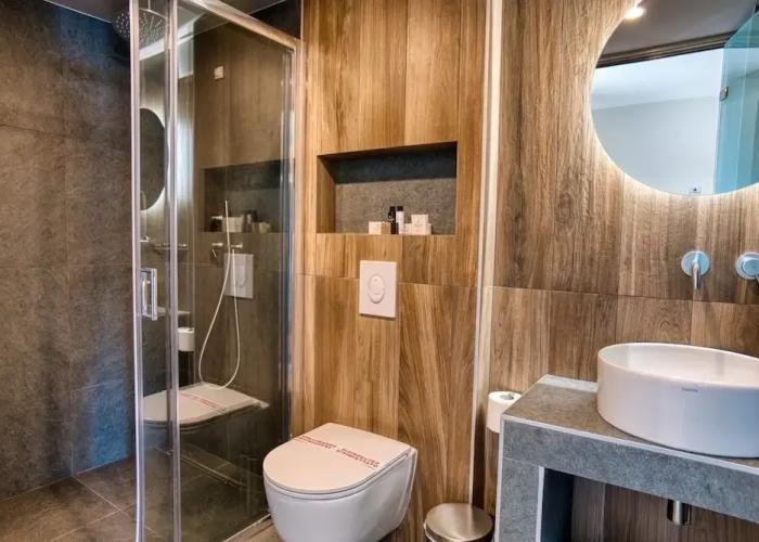 Wellnest Hotel