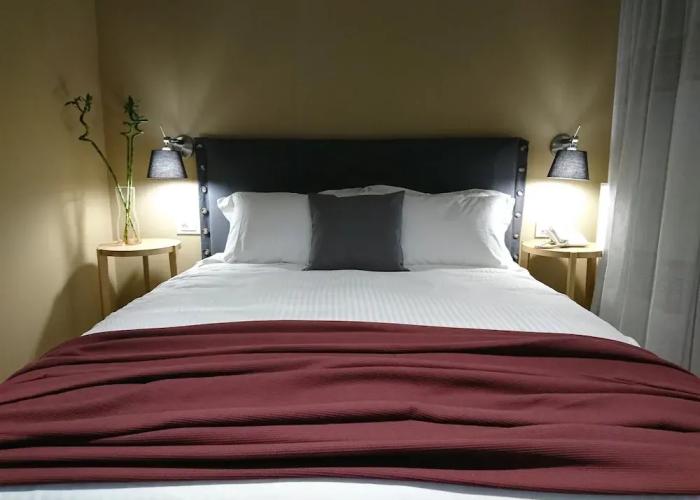Mirivili Rooms & Suites Hotel