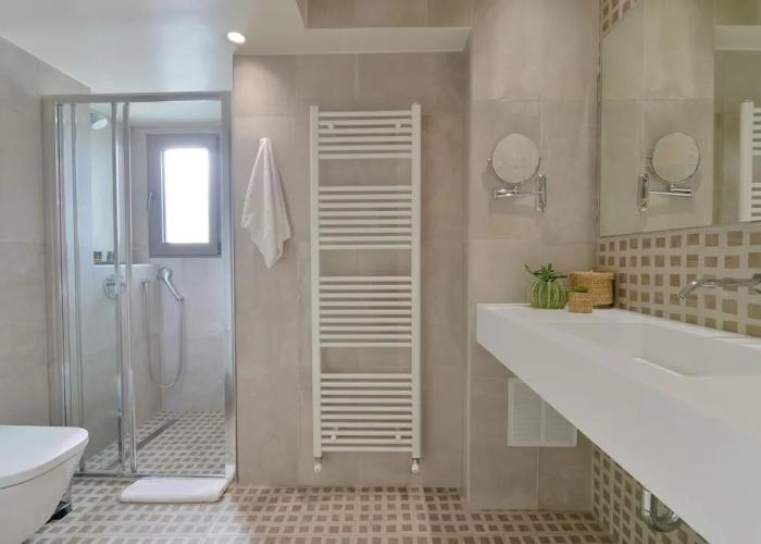 Mirivili Rooms & Suites Hotel