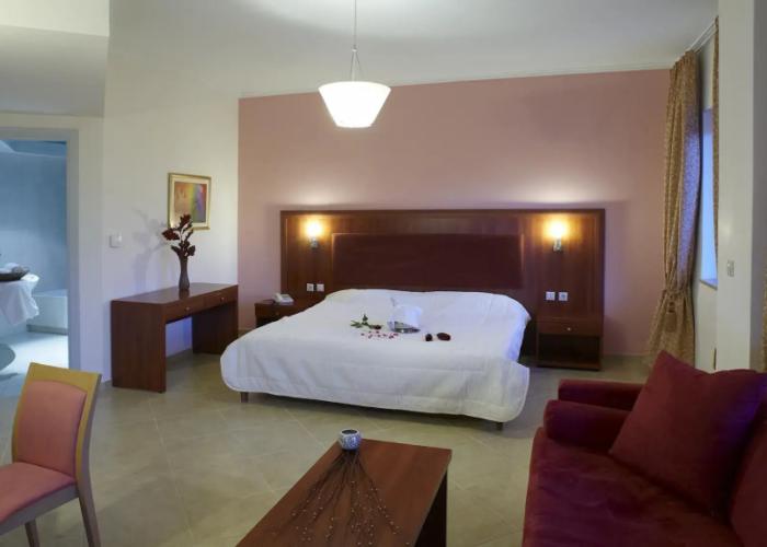 Parnis Palace Hotel Suites