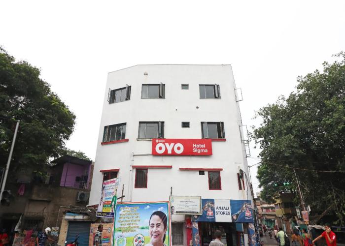OYO 8863 Hotel Sigma