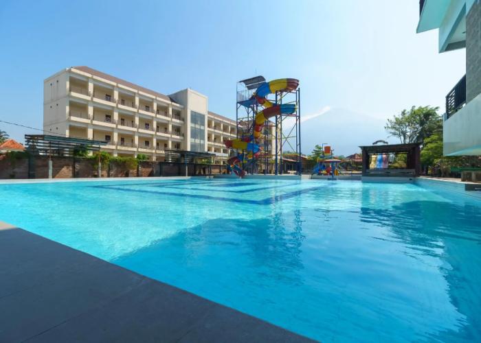 RedDoorz Resort Premium @ Sangkan Hurip Kuningan