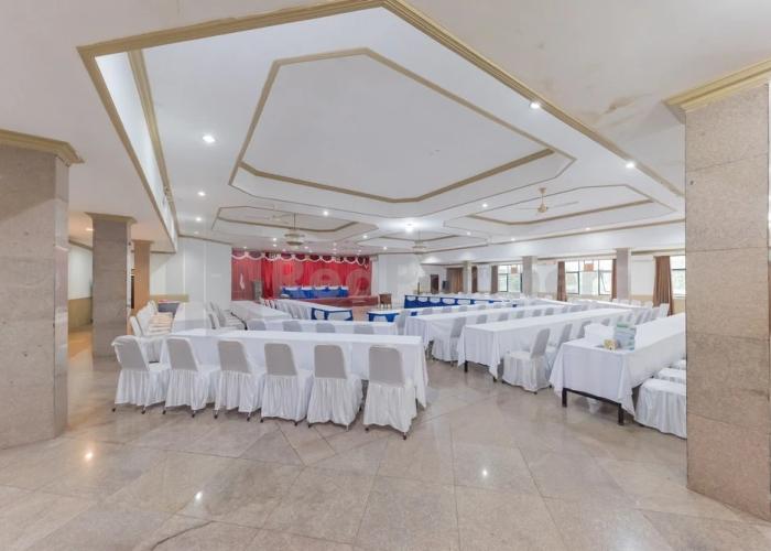 Ayong Linggarjati Kuningan Mitra RedDoorz