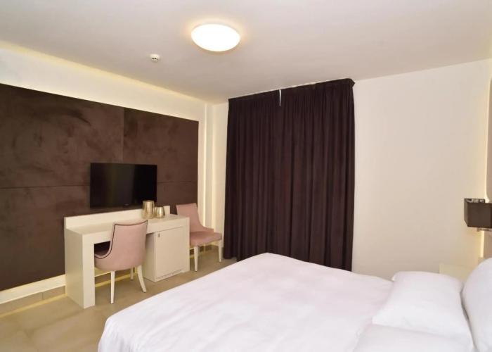 M2 Hotel