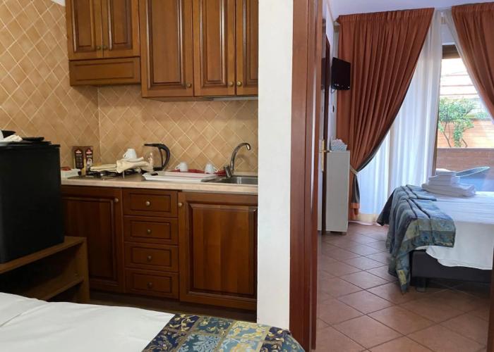 Euro House Inn Airport