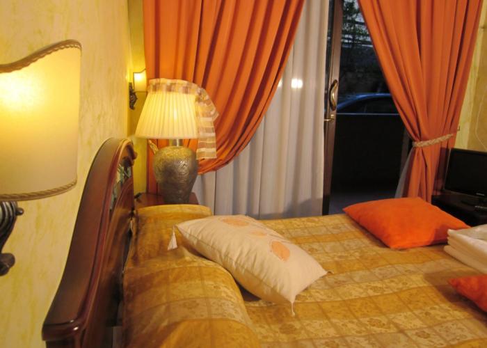 Euro House Inn Airport