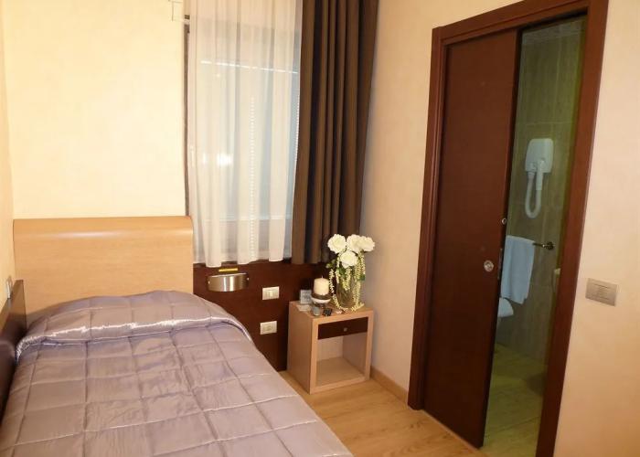 Euro House Suites Rome Airport