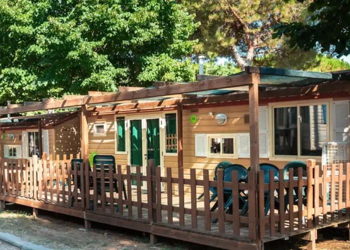 hu Firenze Certosa camping in town
