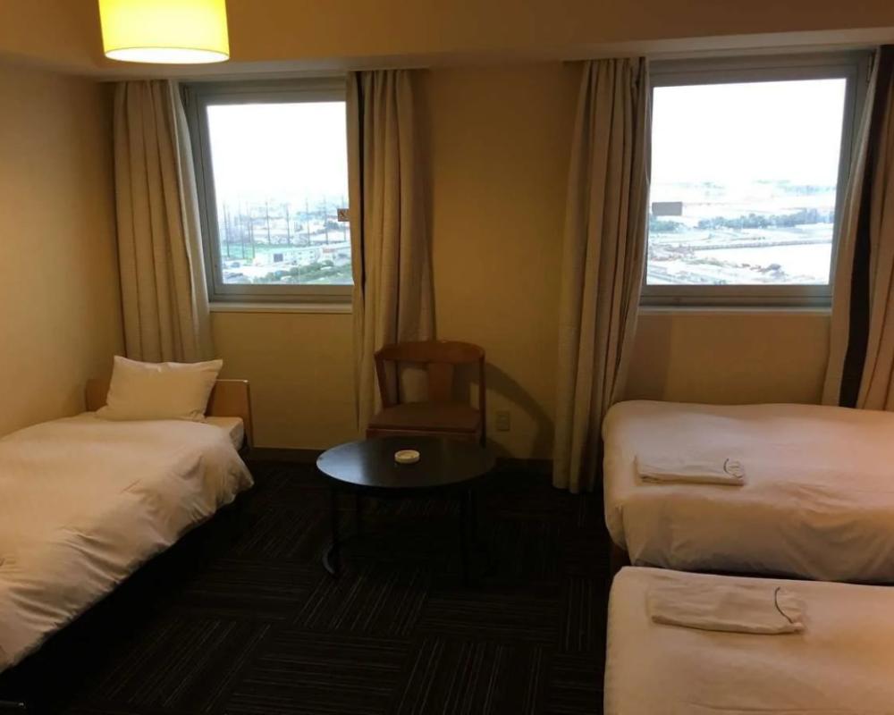 Kanku Izumiotsu Washington Hotel