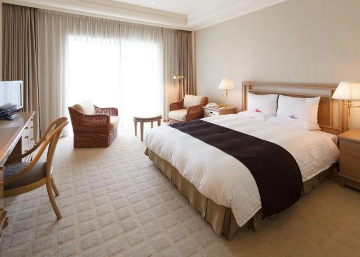 Okura Akademia Park Hotel