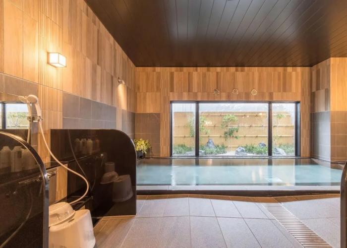 Hotel Route Inn Osaka Takaishi Hagoromo Ekimae