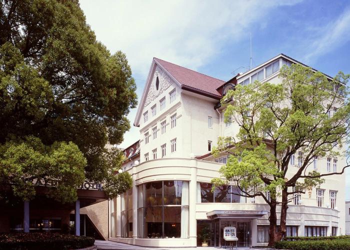 Takarazuka Hotel