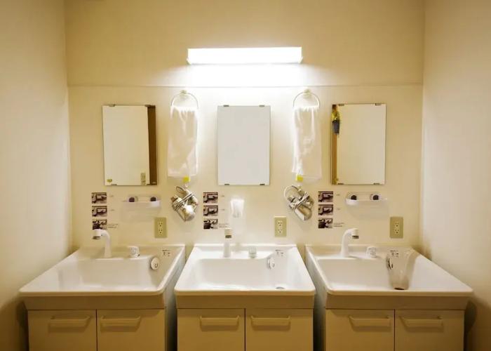 add chaganju - Hostel