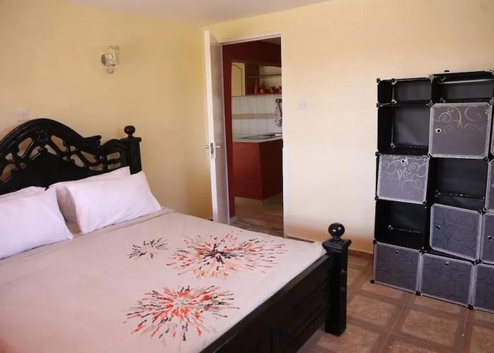 Simani Guest House