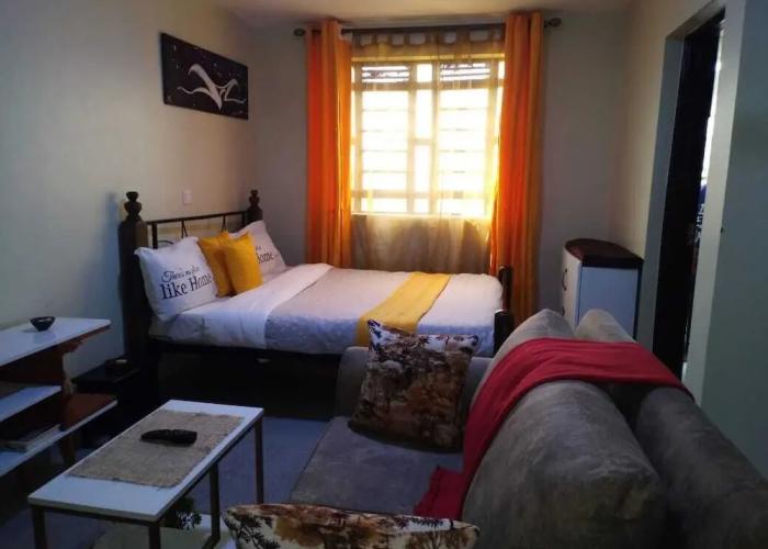 Lux Suites Olepolos Studio Apartments