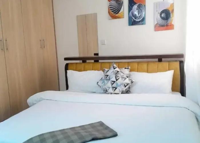 Lux Suites Chapell Hill Apartments
