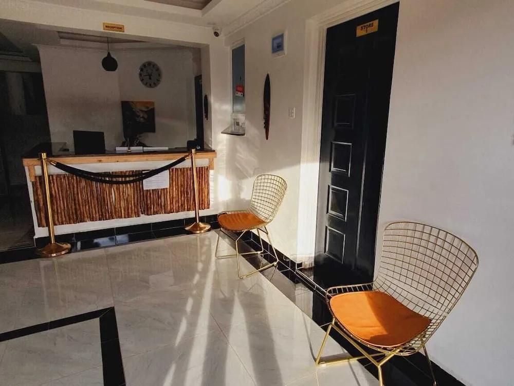 фото Comfort E Suites