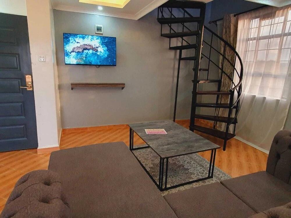 фото Comfort E Suites