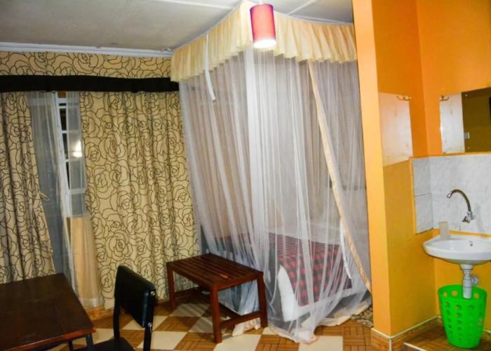 Pine Breeze Getaway Lukenya