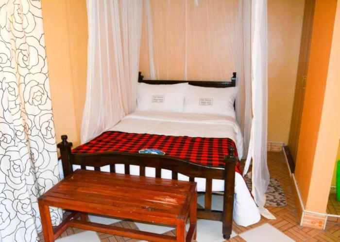 Pine Breeze Getaway Lukenya