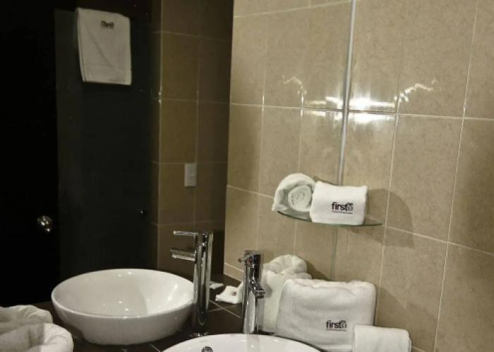 First Inn Hotel & Business