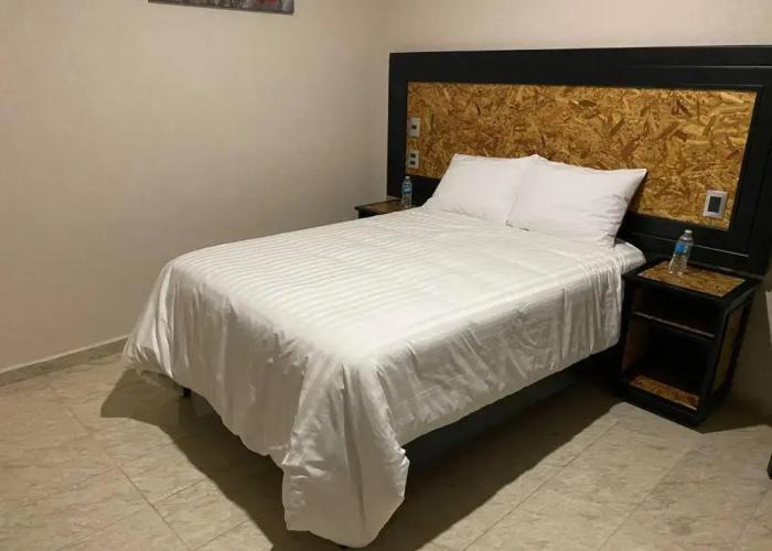 Hotel Central Pirámides