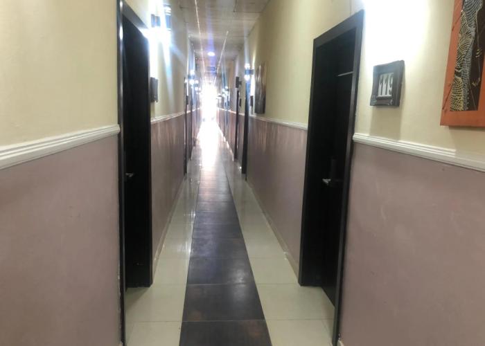Mayors & Diplomat Suites Opebi