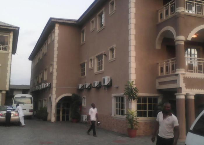 Golden Home Inn Hotel & Suites