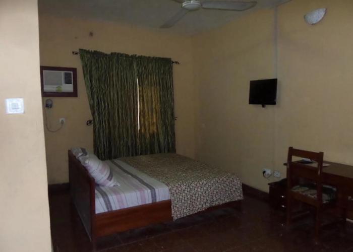 Tajmahal Hotels