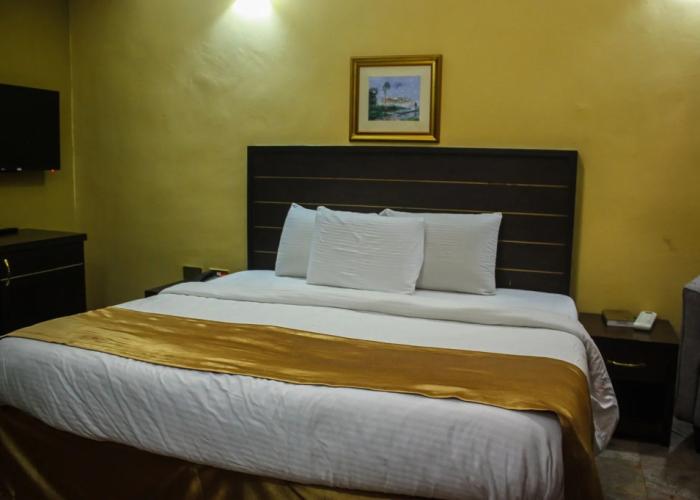 Banex Apartments