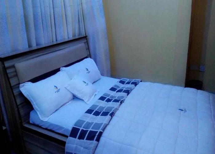 Mayoral Hotel & Suite