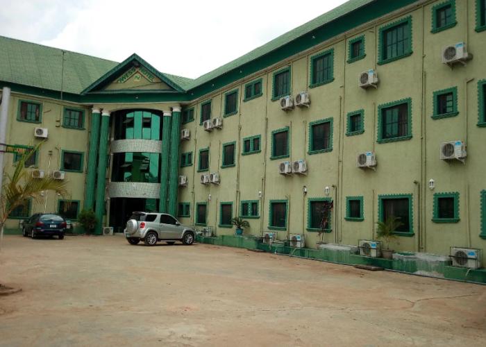 Prowess Hotel and Suites