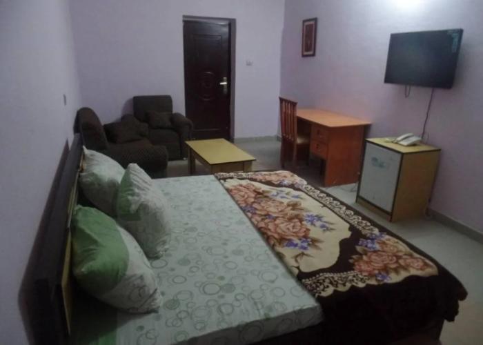 Prowess Hotel and Suites