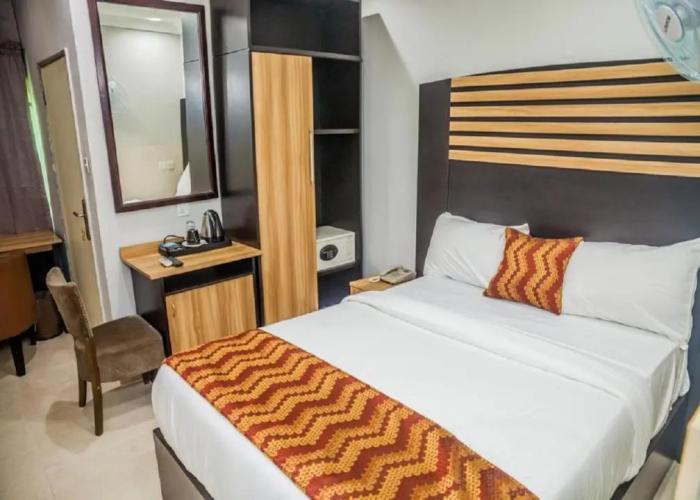 Hotel 61