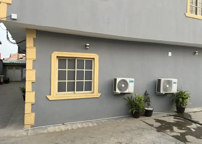 Thapunchline Apartments & Hotels