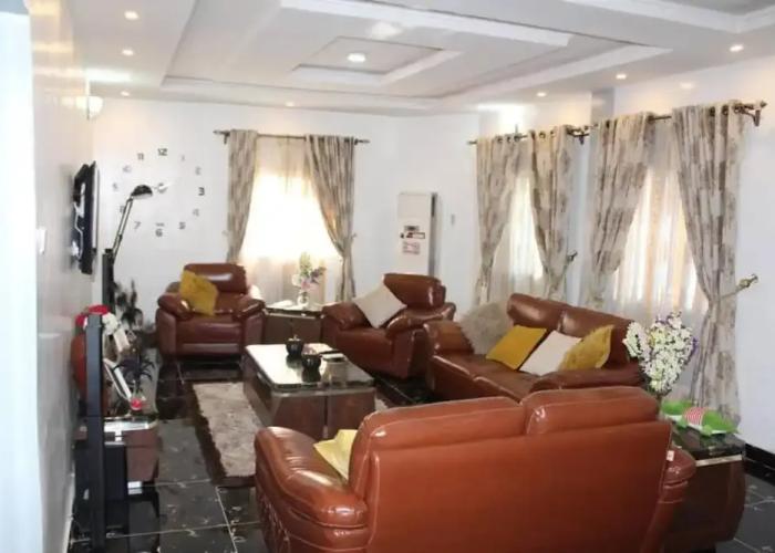 Captivating 4-bed House in Lagos
