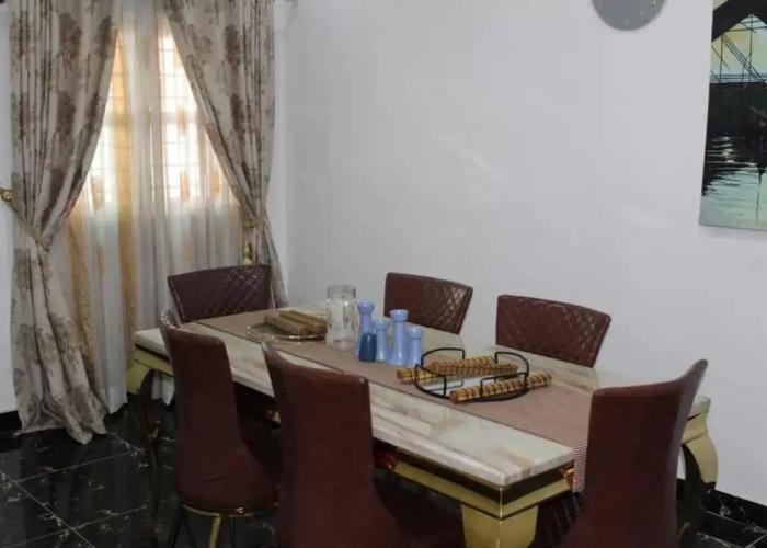 Captivating 4-bed House in Lagos