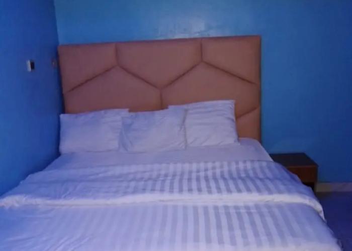 Americana Hotel